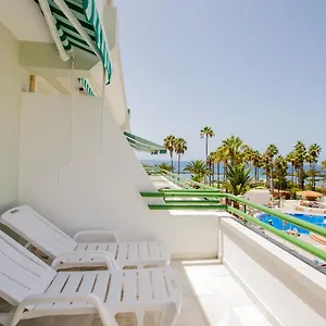 apartamento-celeste-229-en-altamira-la-caleta.tenerifehoteles.net/